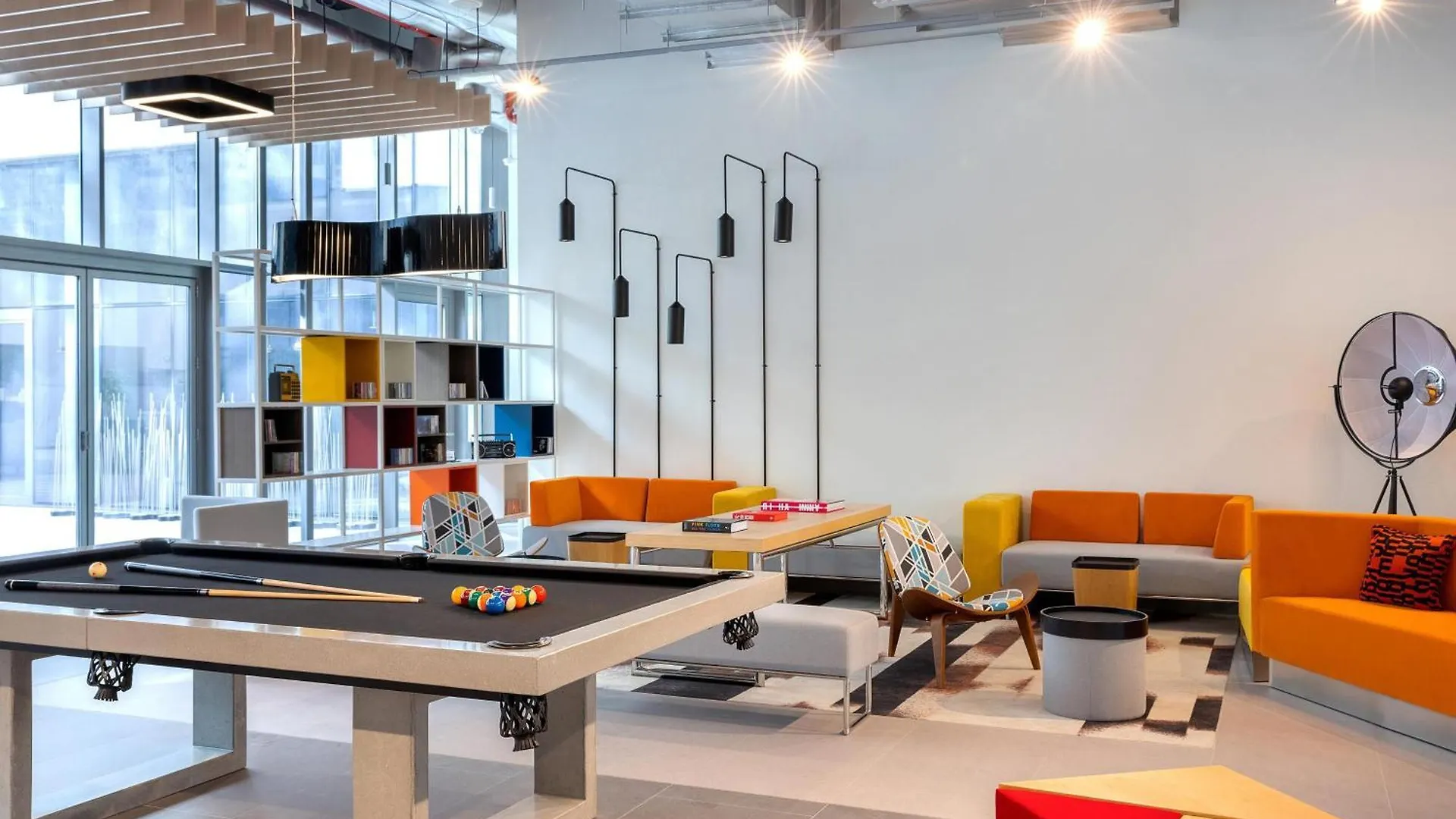 Aloft Al Mina, Dubai Jumeirah Hotel